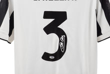 Load image into Gallery viewer, Giorgio Chiellini Juventus Jersey Beckett Authenticated
