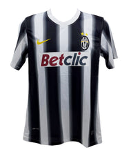 Load image into Gallery viewer, Andrea Pirlo Juventus Home Jersey Beckett Authenticated
