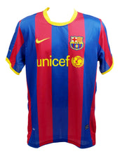 Load image into Gallery viewer, Xavi Barcelona Jersey Beckett Authenticated
